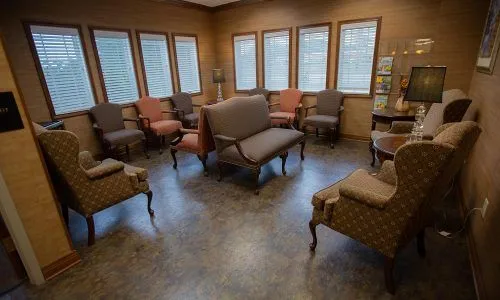 Isaacs-Family-Dental_2020_Office-5-500x300-640w